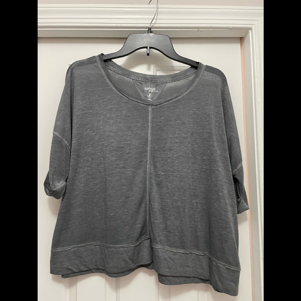 Kensie lightweight top